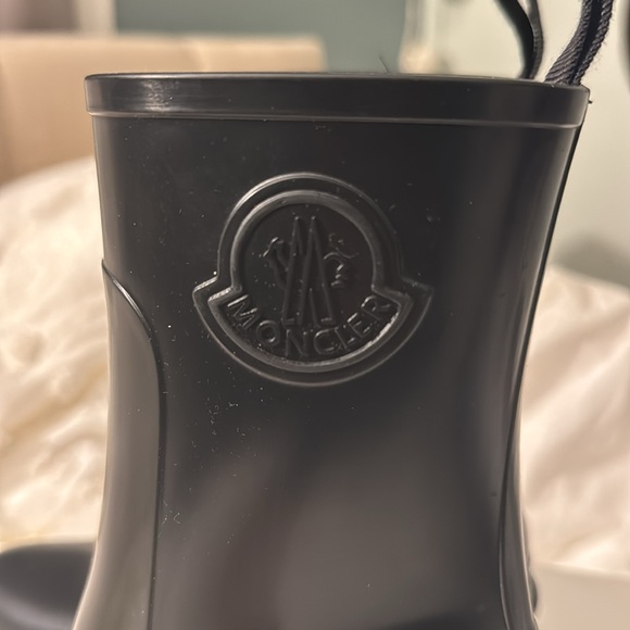 moncler loftgrip rain boot low block heel - Picture 4 of 10